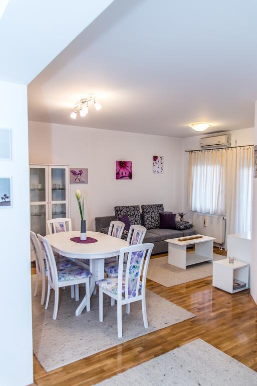 Apartment Flores Osijek Bagian luar foto